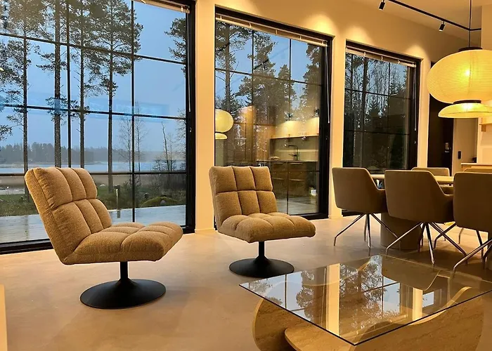 New Seaside With Sauna And Panoramic Views Semesterbostad